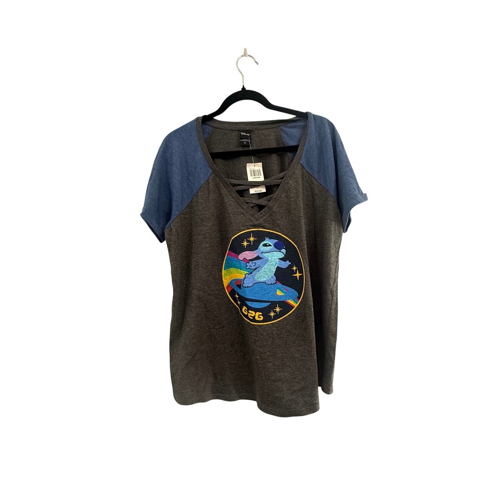 NWT XL Lilo Stitch Disney G2G top Festive Character Casual Multicolor Streetwear